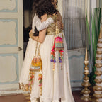 AESHA POTLI PASTEL