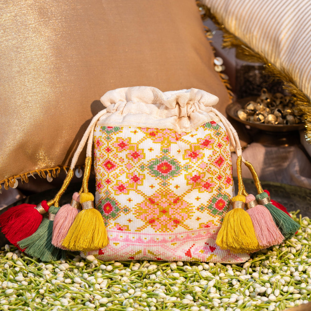 AMARA SILK POTLI WHITE