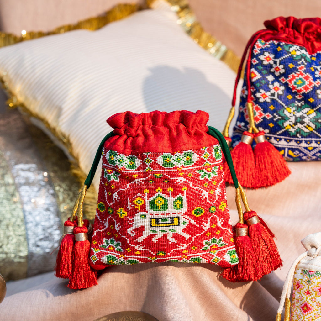 AMARA SILK POTLI RED