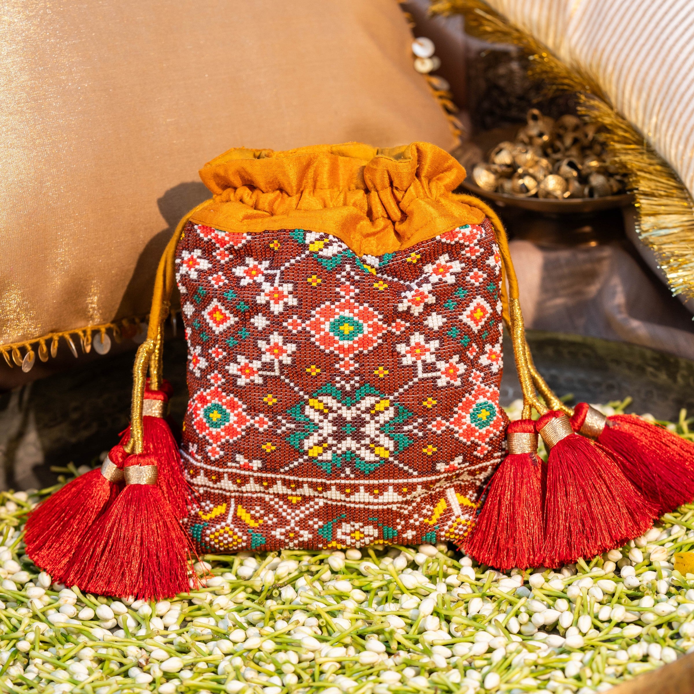 AMARA SILK POTLI BROWN