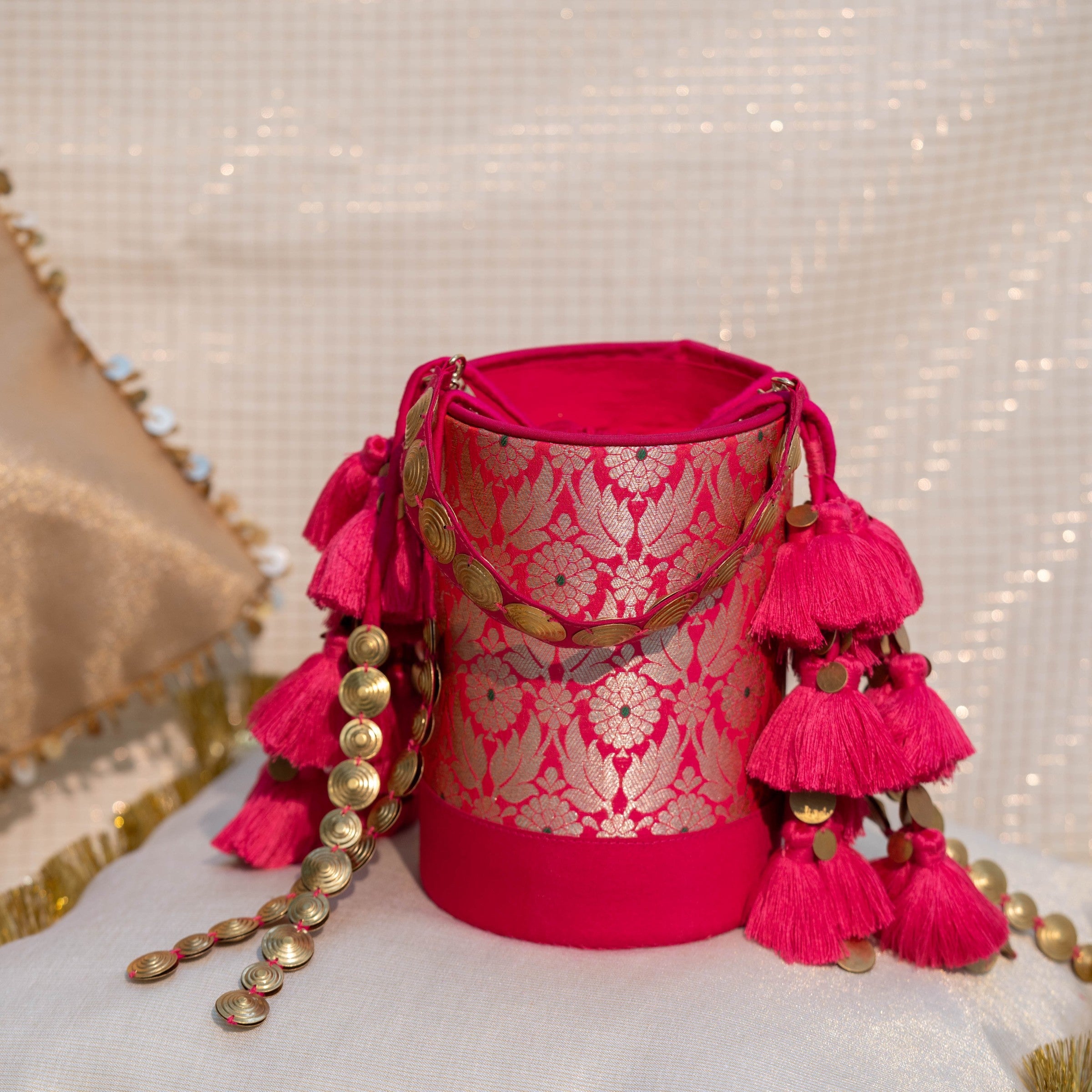 SUNDARI BUCKET PINK