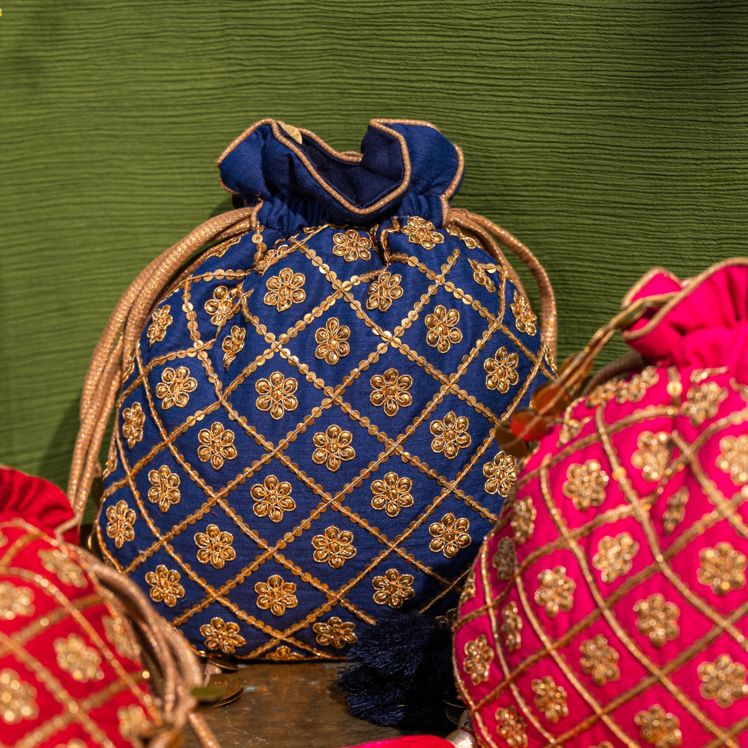 MIRAYA POTLI NAVY BLUE