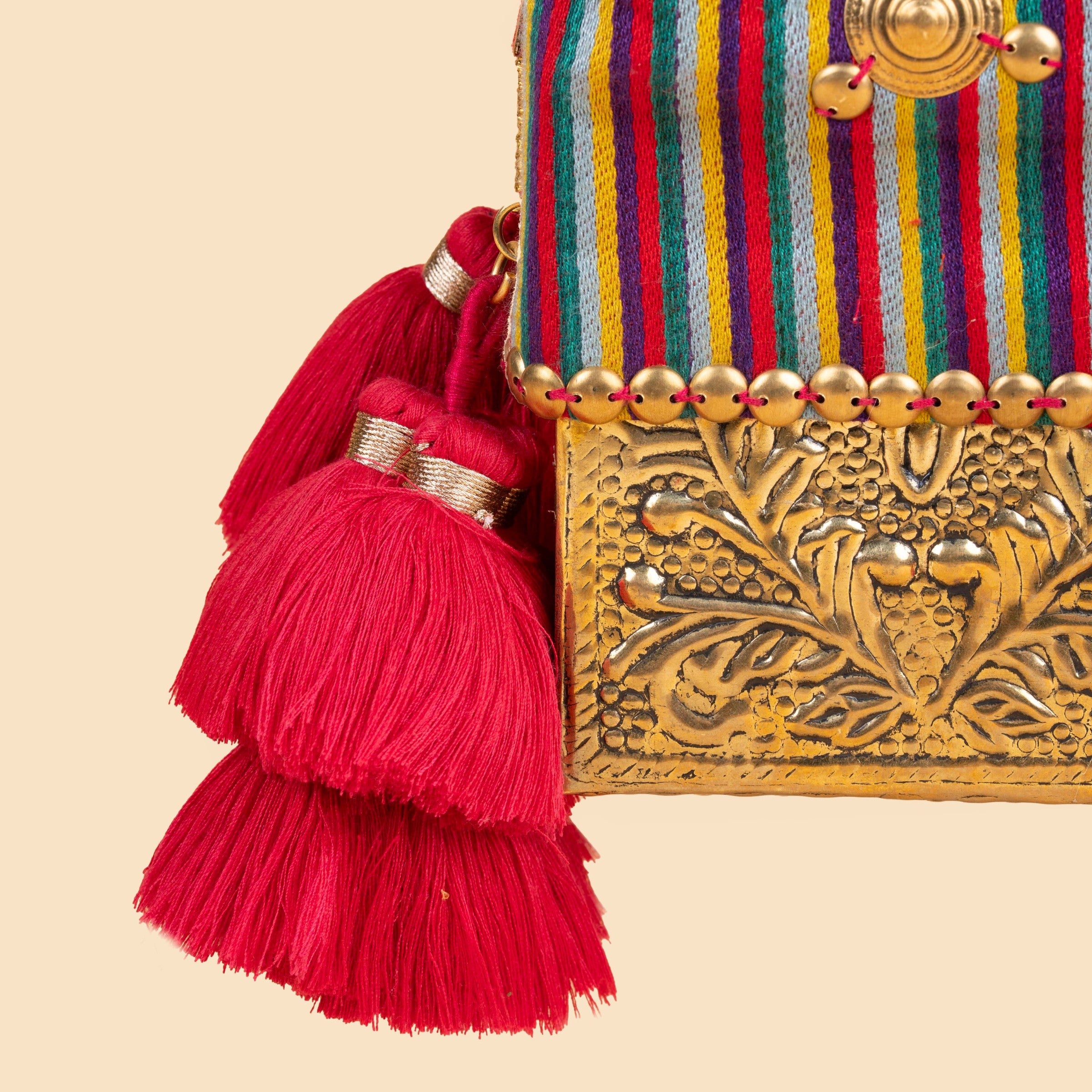 VAANYA POTLI LIGHT GREEN