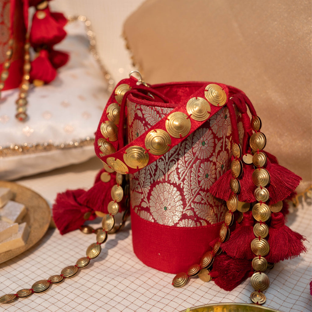 SUNDARI BUCKET MAROON